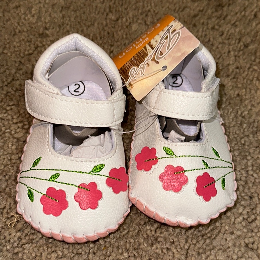 Baby Girl white Soft Shoe with Flowers